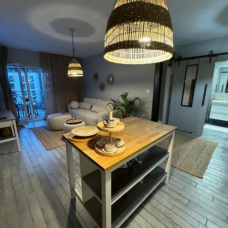 Lux Nowe Ogrody 1 24h Meldowanie Lotnisko Targi